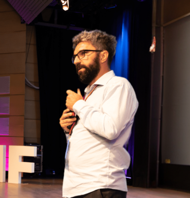 Ailleron webinar - prelegent Piotr Zrolka